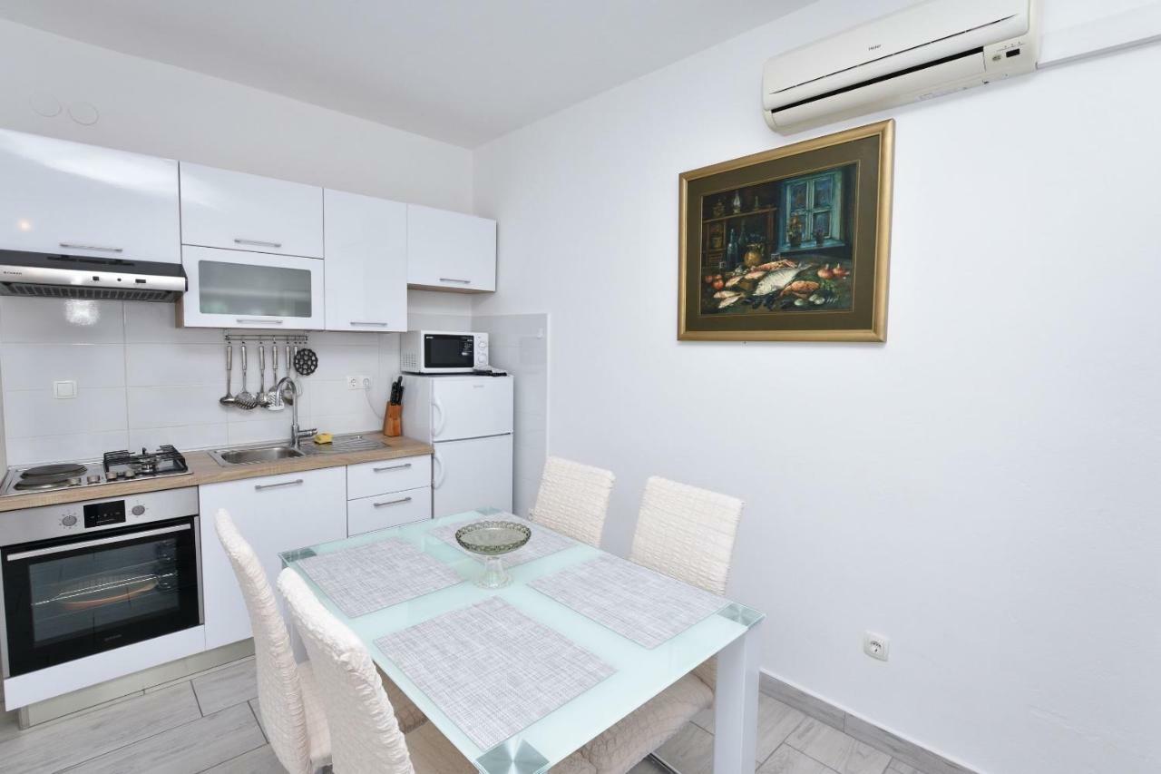 Apartments Jere Proto Primosten Ngoại thất bức ảnh