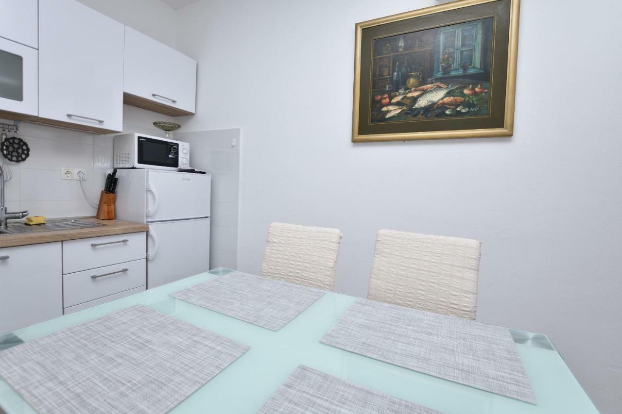 Apartments Jere Proto Primosten Ngoại thất bức ảnh