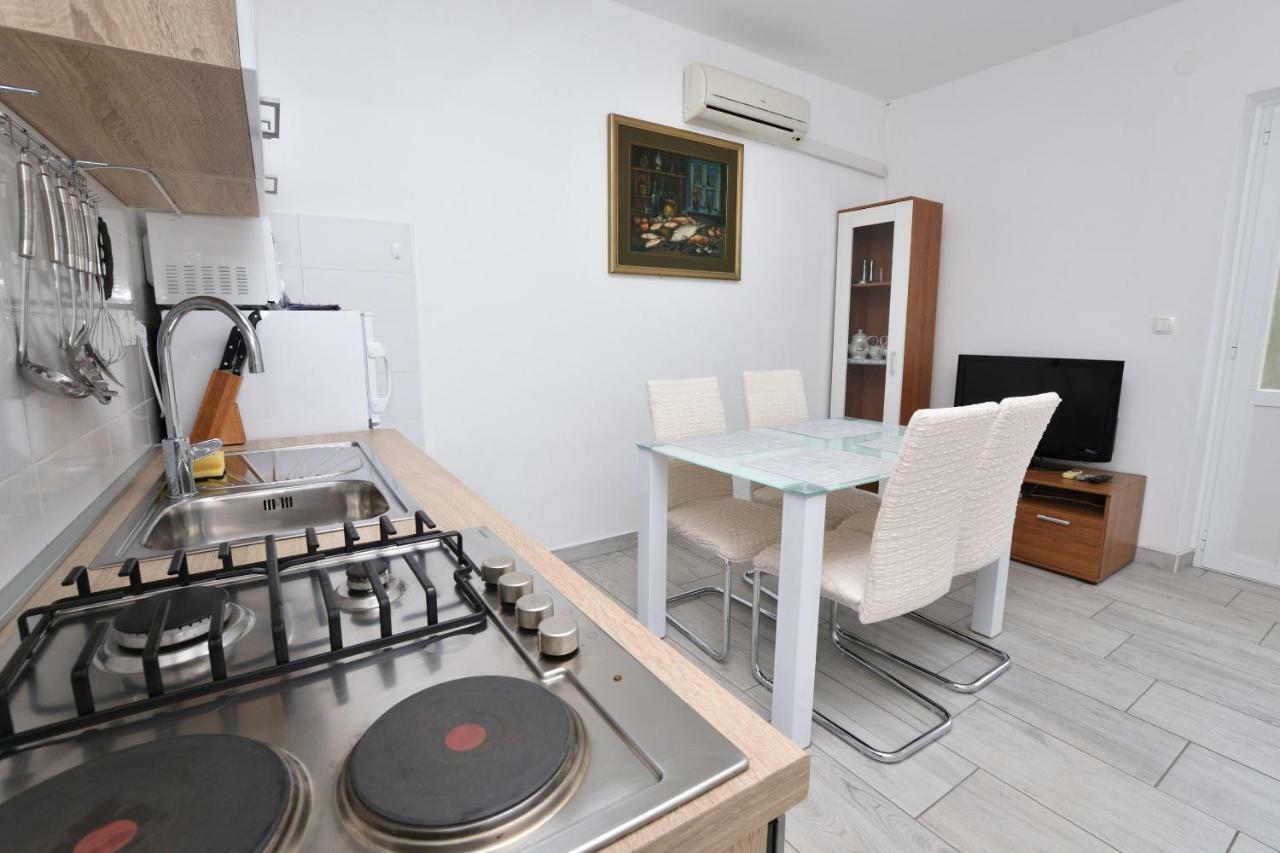 Apartments Jere Proto Primosten Ngoại thất bức ảnh