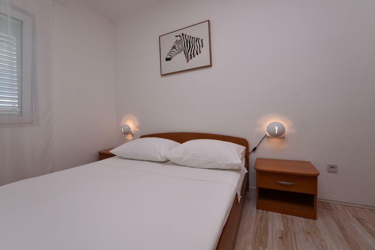 Apartments Jere Proto Primosten Ngoại thất bức ảnh