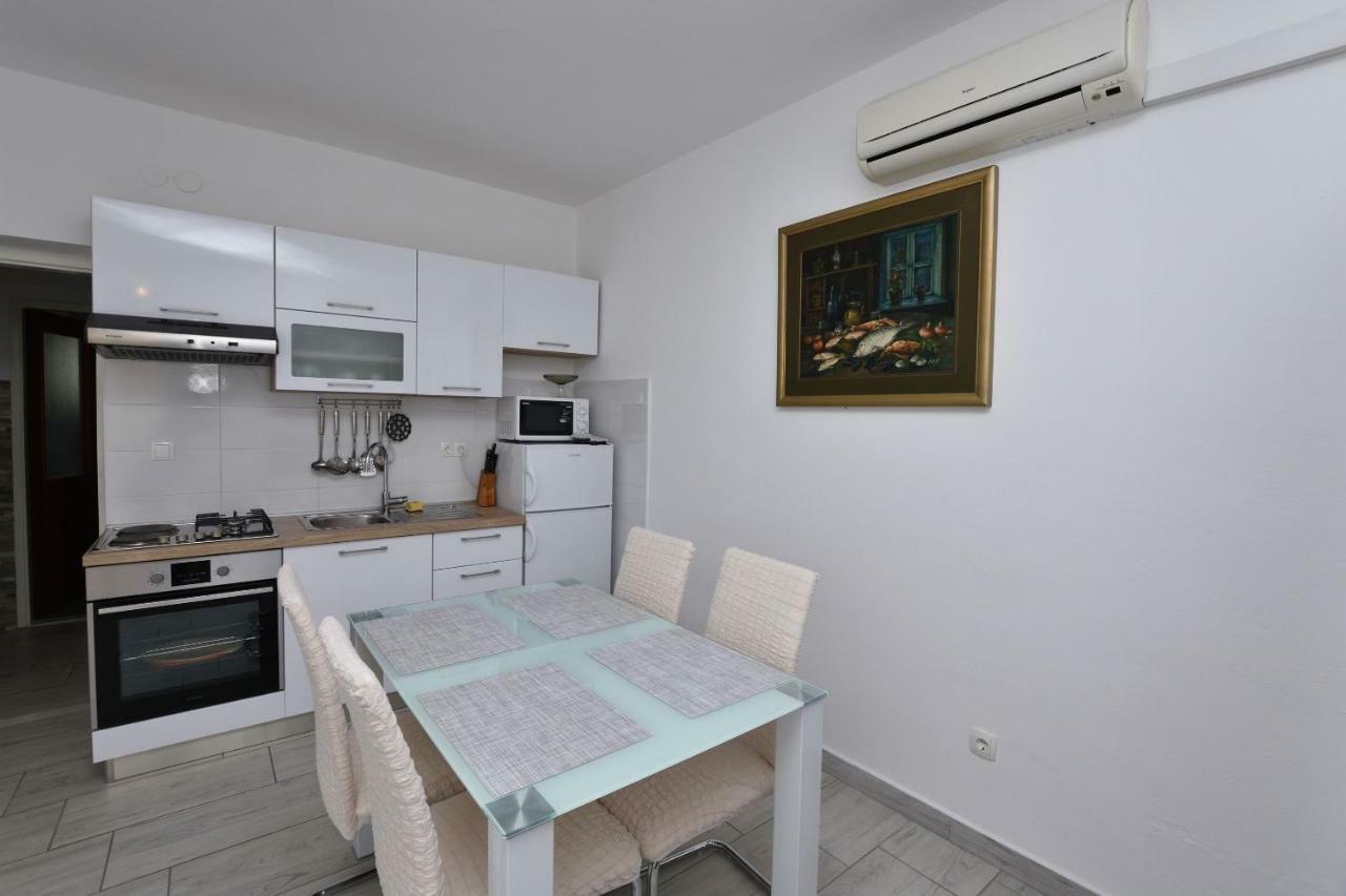 Apartments Jere Proto Primosten Ngoại thất bức ảnh
